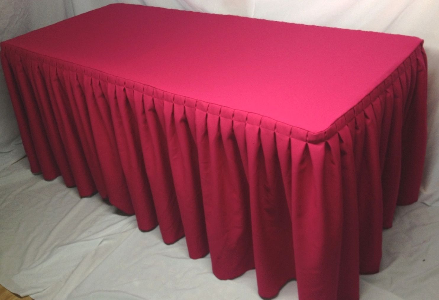 8' Ft. Fitted Polyester Double Pleated Table Skirt Cover W/top Topper –  TCMarket, image size:1484x1015